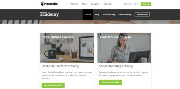 Giao diện Hootsuite Academy với các khóa học chứng nhận về chiến lược truyền thông xã hội