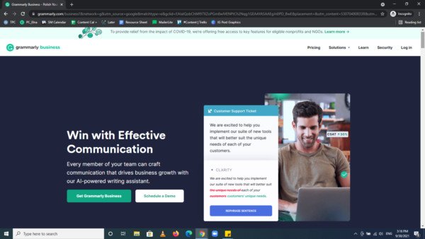 Giao diện kiểm tra ngữ pháp và văn phong của Grammarly Business