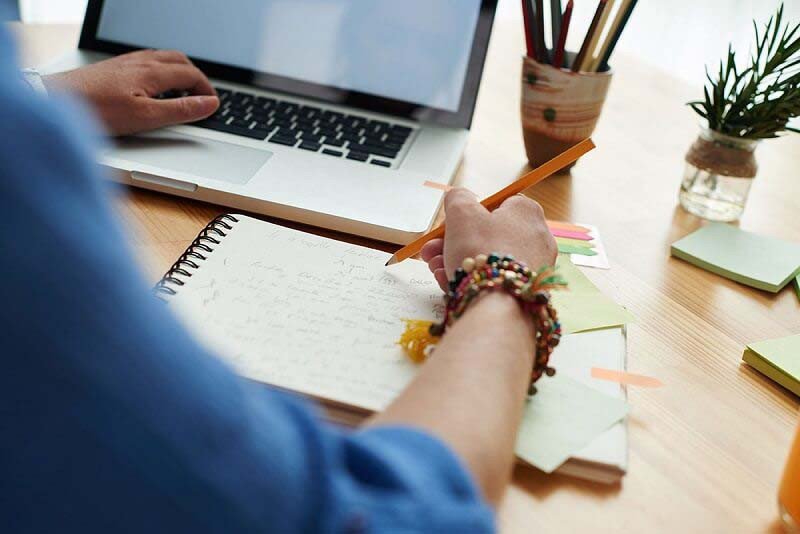 Lợi ích và hạn chế khi tự học marketing kỹ thuật số