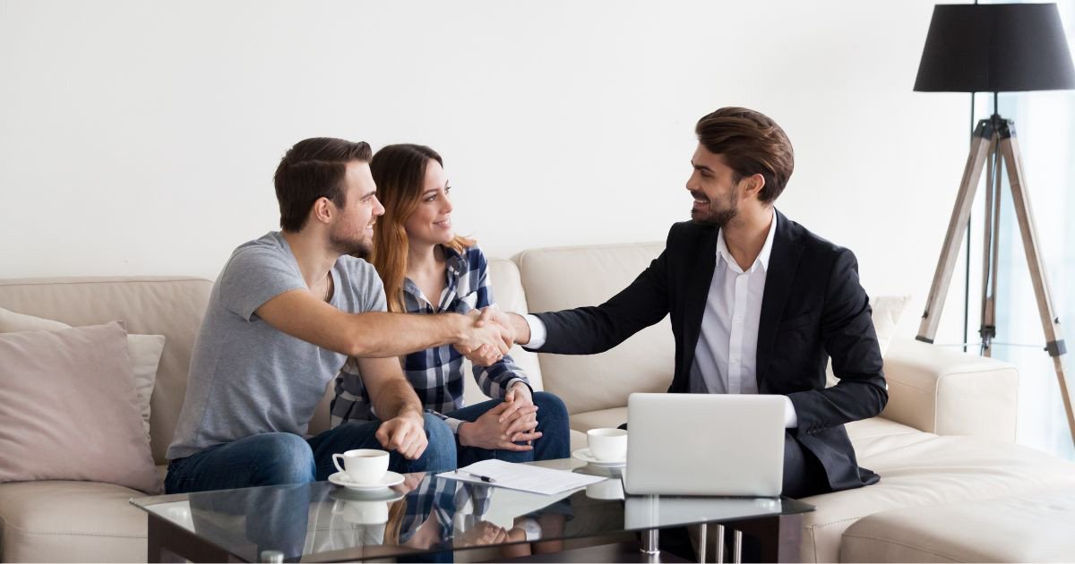 Nhân viên Sales Bất động sản