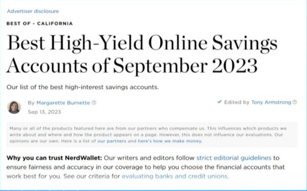 Bài viết NerdWallet về tài khoản tiết kiệm, minh họa cách xây dựng tín hiệu EEAT (Kinh nghiệm, Chuyên môn, Thẩm quyền, Độ tin cậy) trong nội dung SEO chất lượng.