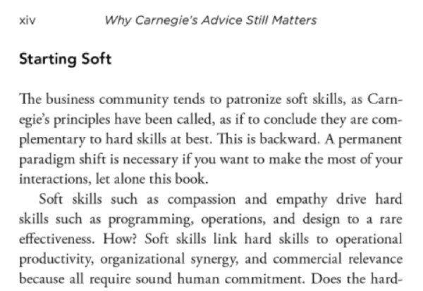 Biểu đồ minh họa tầm quan trọng của lời khuyên của Dale Carnegie, nhấn mạnh sự cân bằng giữa kỹ năng cứng và kỹ năng mềm trong kinh doanh hiện đại.