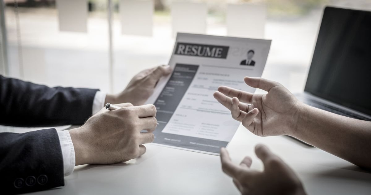 Biểu đồ thể hiện các bước trong quy trình Recruitment hiệu quả từ tìm kiếm đến tuyển chọn