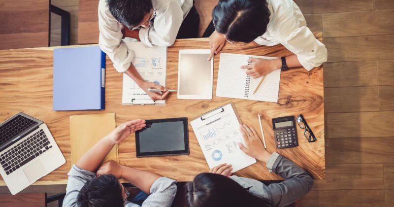 Biểu đồ thể hiện tầm quan trọng của KPI trong việc định hướng và nâng cao hiệu suất hoạt động của tổ chức.