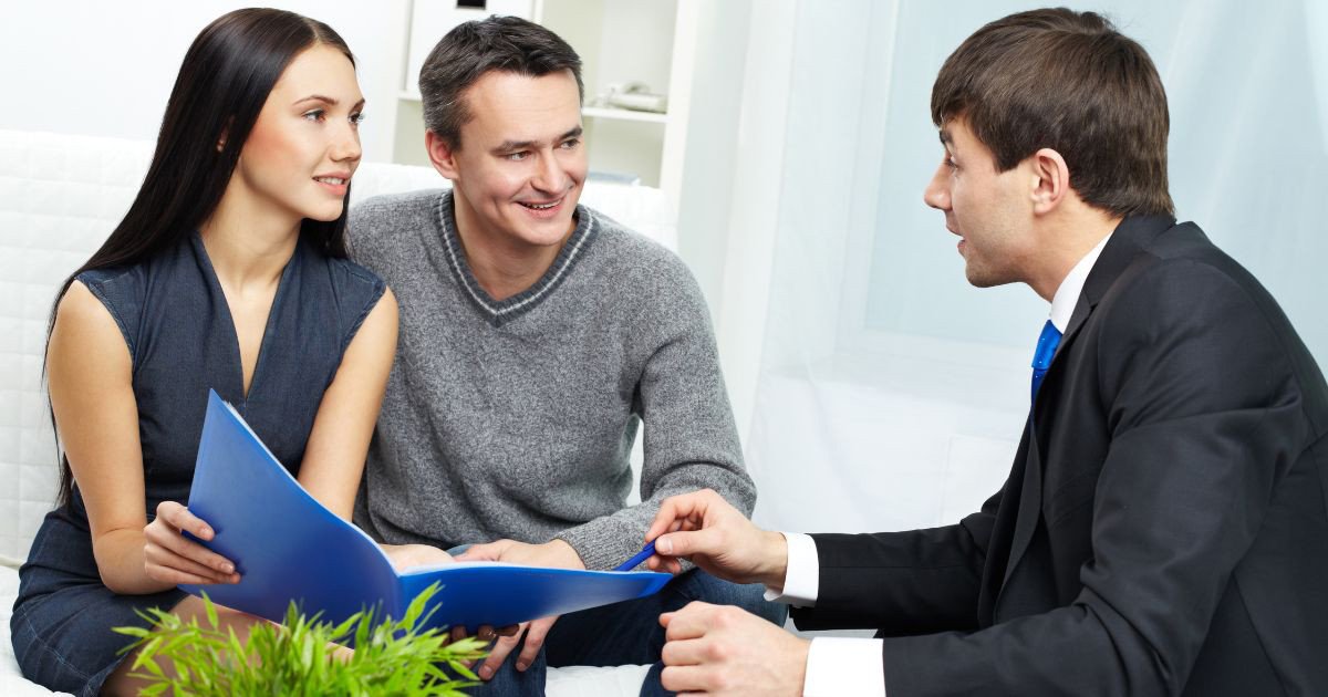 Các loại khách hàng chính trong phân khúc thị trường