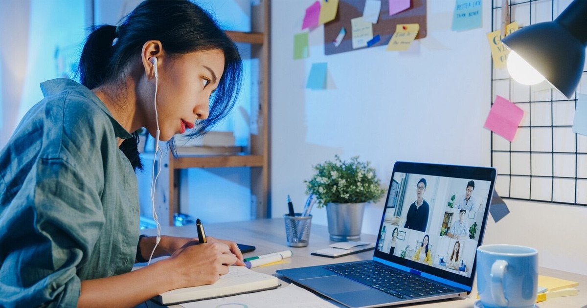 Các xu hướng chuyển đổi số doanh nghiệp hàng đầu, bao gồm AI và điện toán đám mây