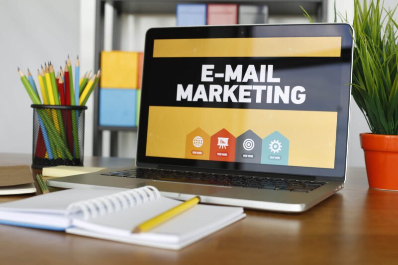 Chiến dịch Email Marketing hiệu quả trên giao diện máy tính