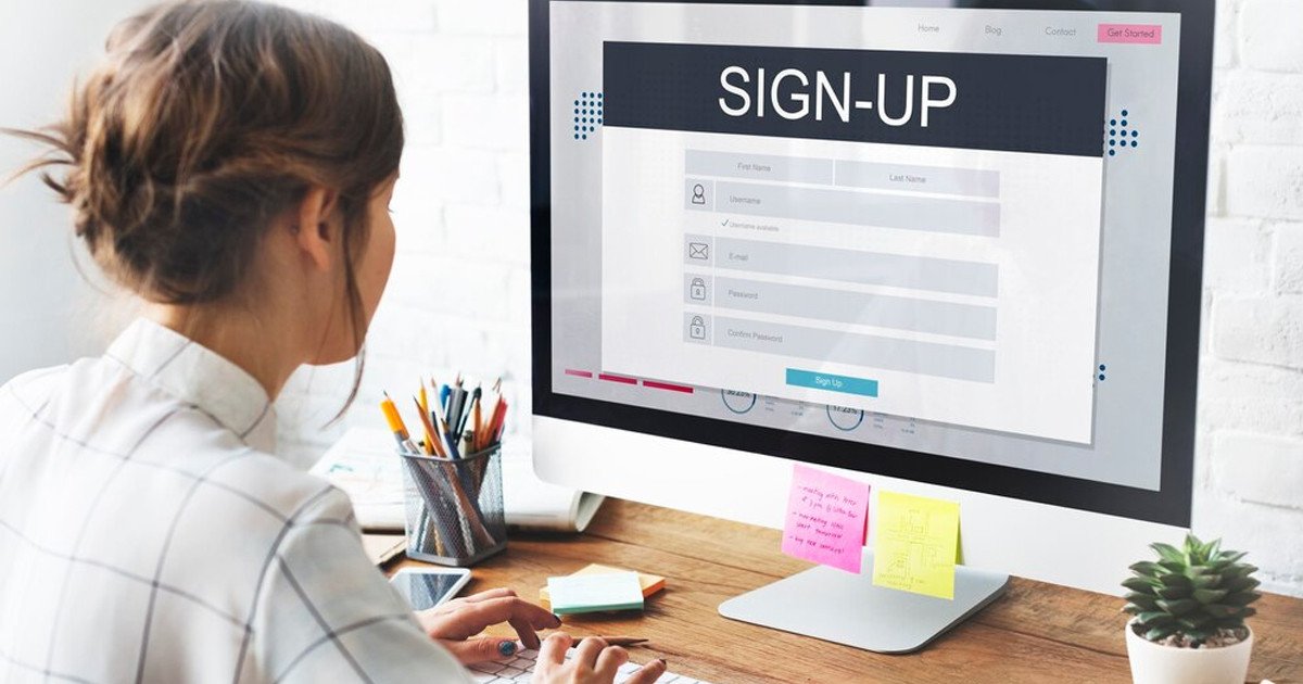 Chuyên viên Account đảm nhiệm nhiều vai trò quan trọng trong đa dạng lĩnh vực như marketing, tài chính và công nghệ