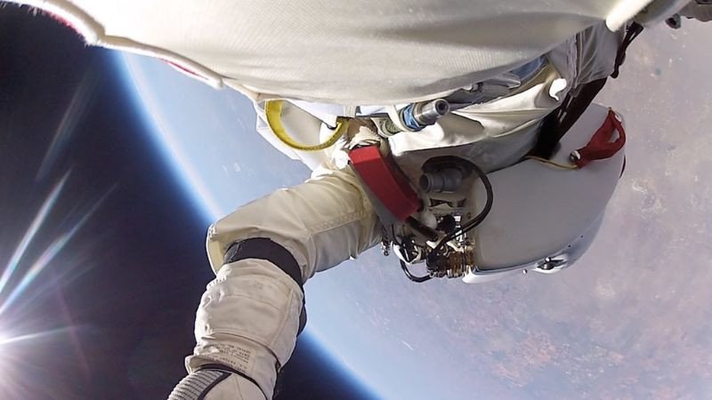 Co-branding của GoPro và Red Bull trong sự kiện Stratos