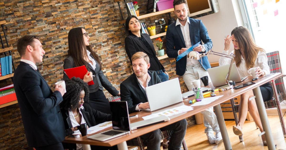 Đội ngũ chuyên gia Digital Marketing trong Agency và vai trò của họ