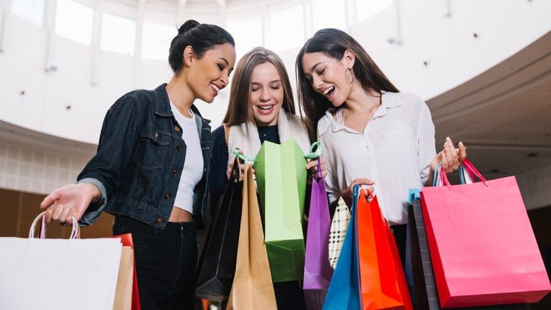 Giữ chân khách hàng hiện tại và khuyến khích họ mua lại hoặc sử dụng thêm dịch vụ