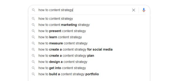 Gợi ý tìm kiếm tự động của Google giúp khám phá các chủ đề phụ cho mô hình topic cluster