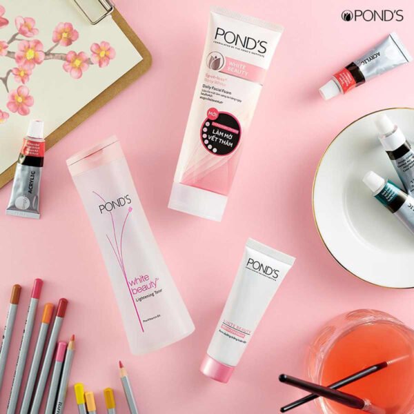 Hình ảnh minh họa chiến lược Product trong 4P marketing qua dòng sản phẩm chăm sóc da Pond's