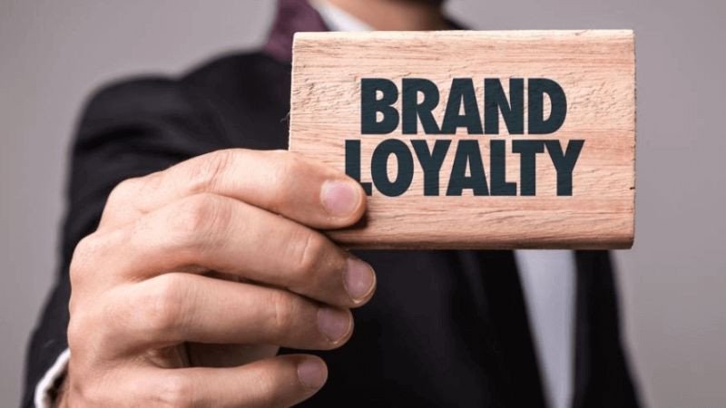 Khái niệm Brand Loyalty và mối liên kết cảm xúc của khách hàng với thương hiệu
