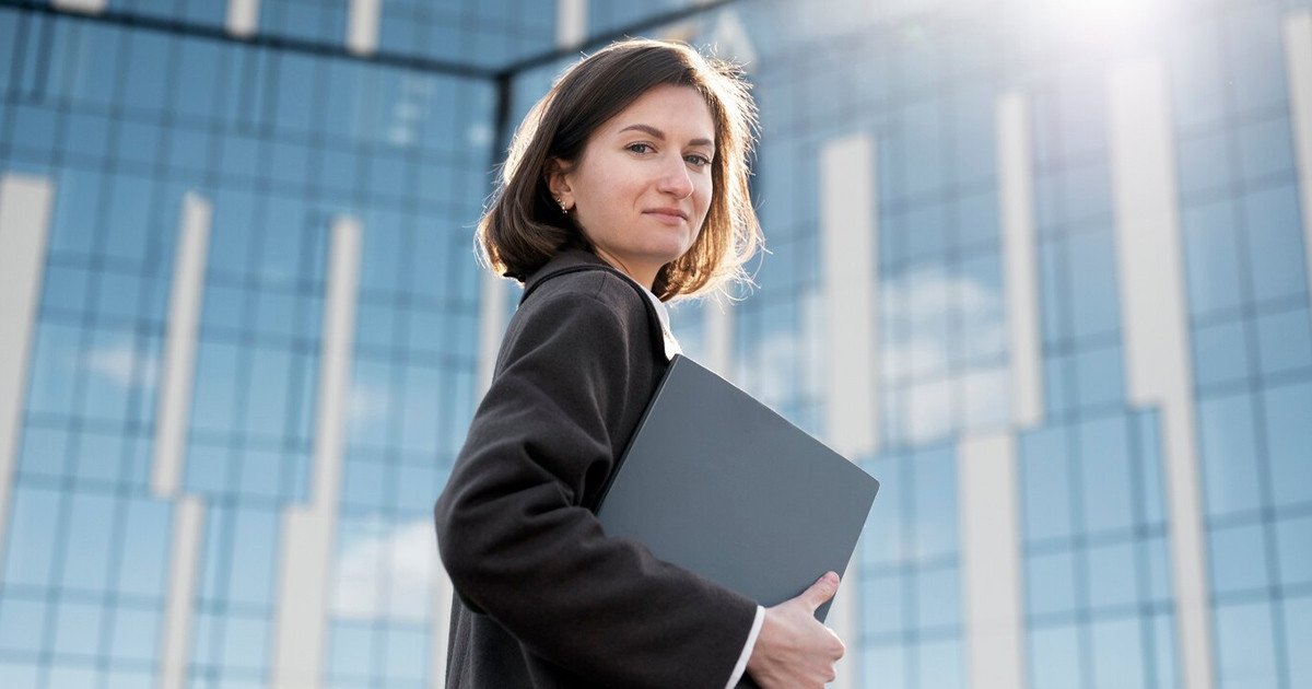 Lãnh đạo Marketing và Kinh doanh trong các khóa học quản trị doanh nghiệp, học cách tối ưu hóa chiến lược.