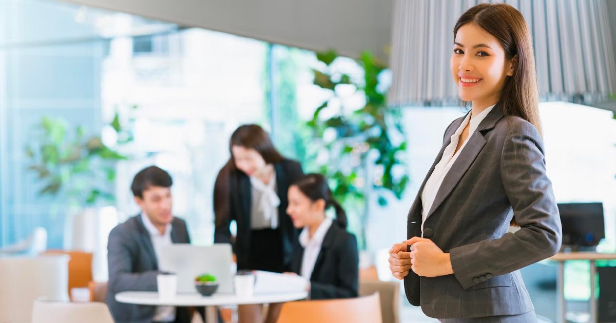 Leader cần phải luôn tự tin nhưng cũng cần lắng nghe để tạo dựng niềm tin cho các thành viên cấp dưới