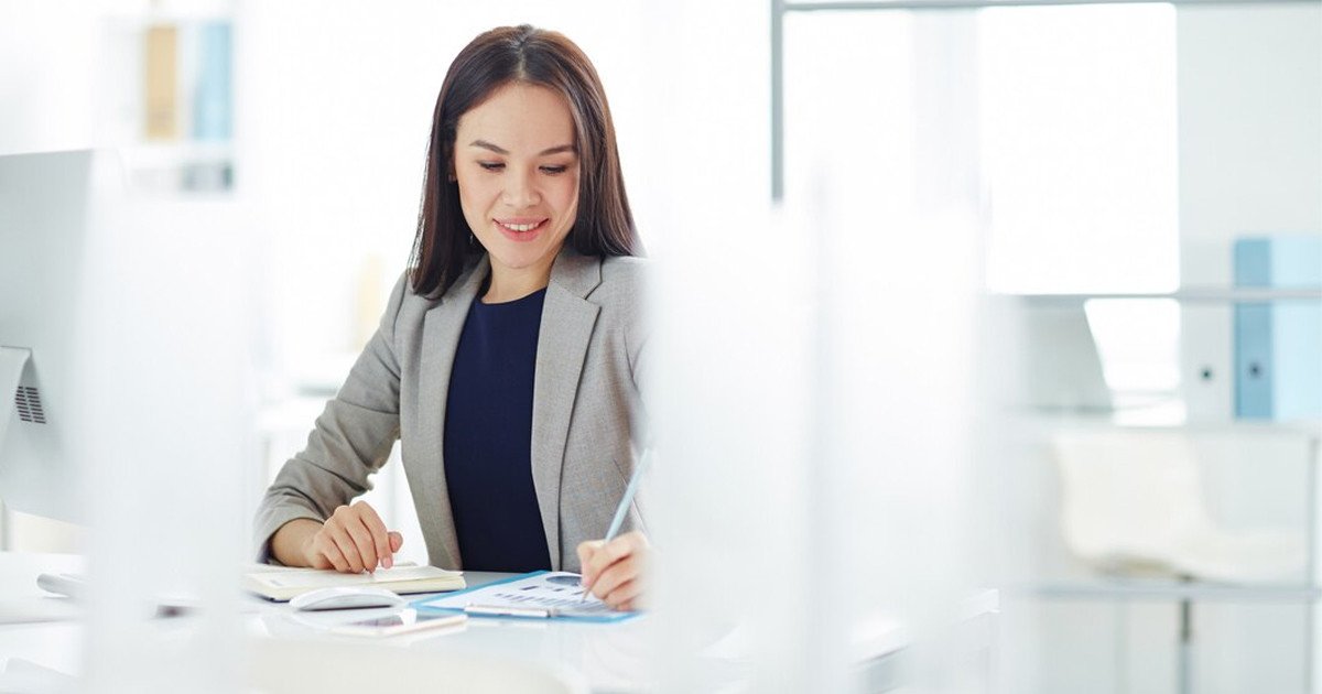 Lịch trình và thời hạn nộp báo cáo thuế theo quy định của pháp luật.