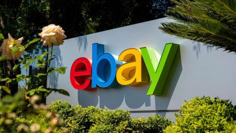 Logo đa sắc màu của thương hiệu eBay biểu trưng sự đa dạng
