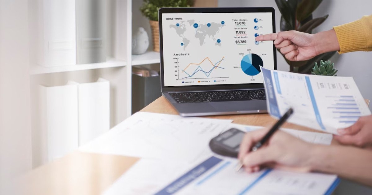 Minh họa các mối quan hệ tài chính phức tạp giữa doanh nghiệp, ngân sách nhà nước và thị trường tài chính.