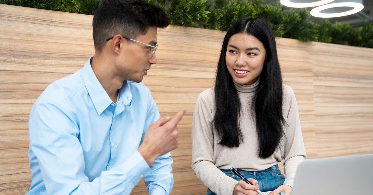 Minh họa tầm quan trọng của việc đặt câu hỏi trong việc thu thập thông tin và giải quyết vấn đề