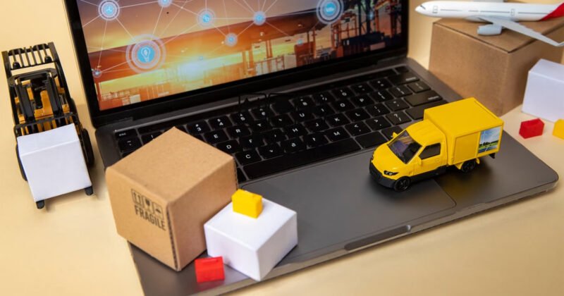 Mô tả tổng quan về chuỗi cung ứng, thể hiện sự kết nối các giai đoạn từ nguyên liệu đến người tiêu dùng cuối cùng trong hoạt động sản xuất và phân phối.