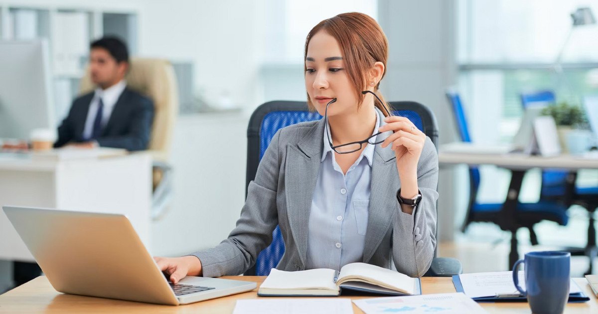 Operation Executive giám sát các hoạt động sản xuất và kinh doanh hàng ngày