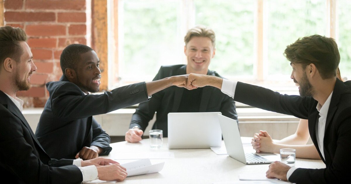 Phân loại các cấp nhà quản lý trong cơ cấu tổ chức doanh nghiệp