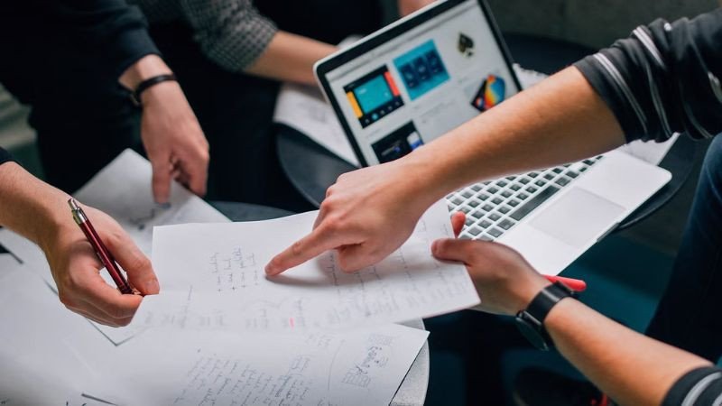 Phân tích thị trường là nền tảng vững chắc cho chiến lược truyền thông marketing tích hợp