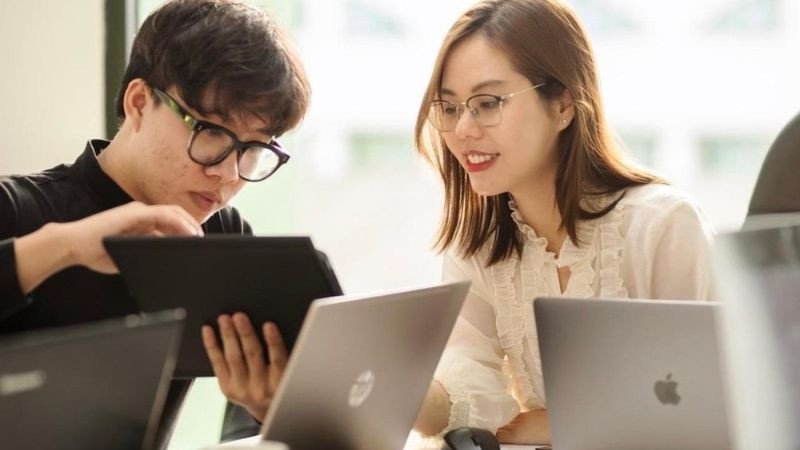 Quá trình lên ý tưởng cho bộ tài liệu Sale Kit