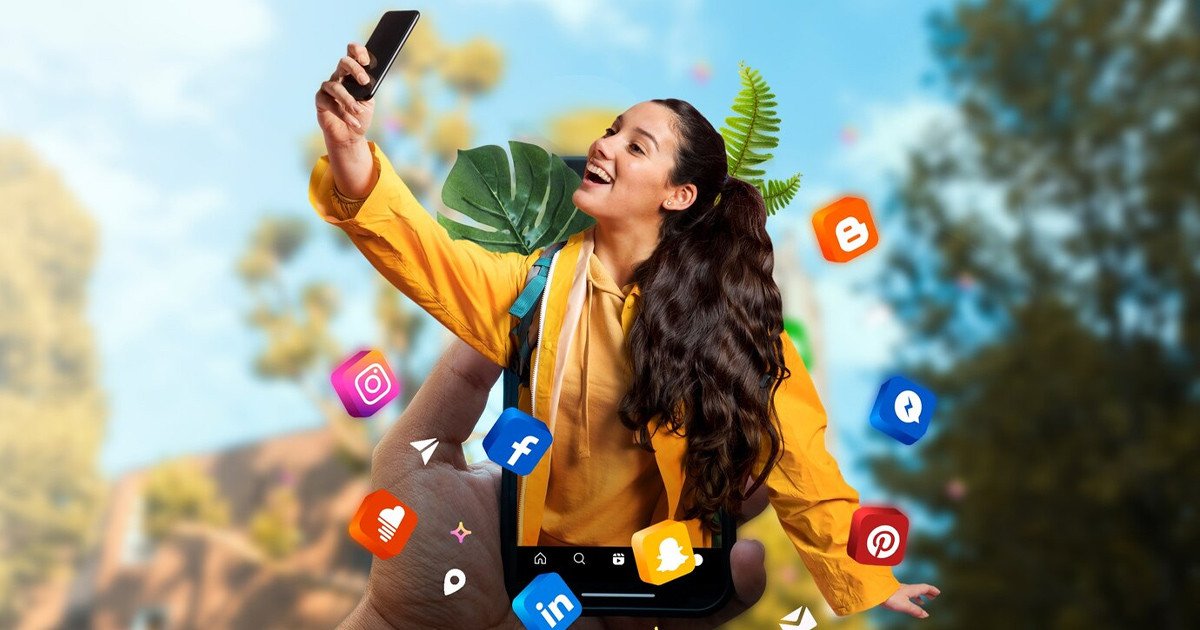 Sơ đồ so sánh rõ ràng giữa chiến lược và chiến thuật truyền thông, làm nổi bật sự khác biệt về mục tiêu