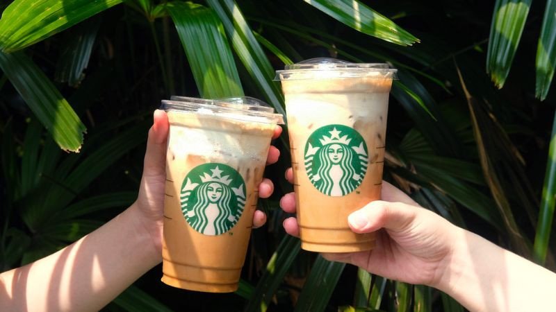 Starbucks không chỉ bán cà phê mà còn bán một trải nghiệm và không gian độc đáo