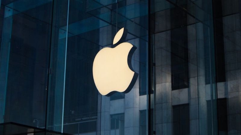 Trải nghiệm cửa hàng Apple Store củng cố Brand Association cao cấp