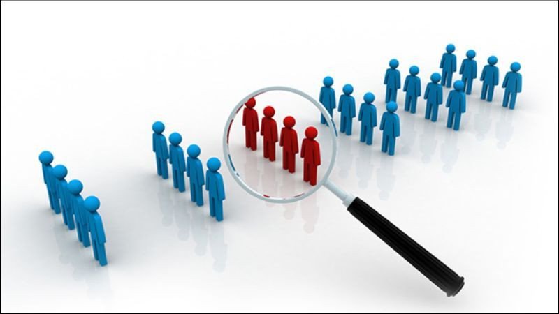Ứng dụng tháp nhu cầu Maslow để xác định mục tiêu khách hàng trong chiến lược marketing