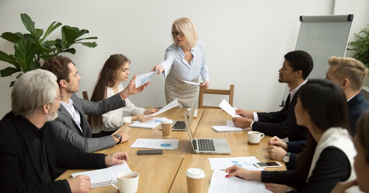 Vai trò đa dạng và thiết yếu của nhà quản lý trong môi trường làm việc