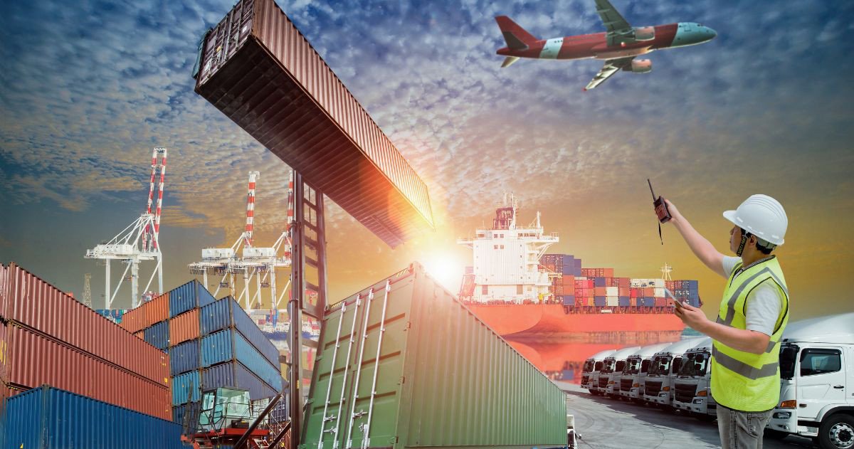 Cơ hội nghề nghiệp rộng mở và tiềm năng phát triển trong lĩnh vực Logistics