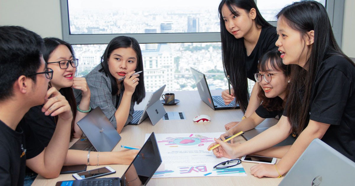 Cơ hội nghề nghiệp và thu nhập hấp dẫn của designer trong kỷ nguyên số