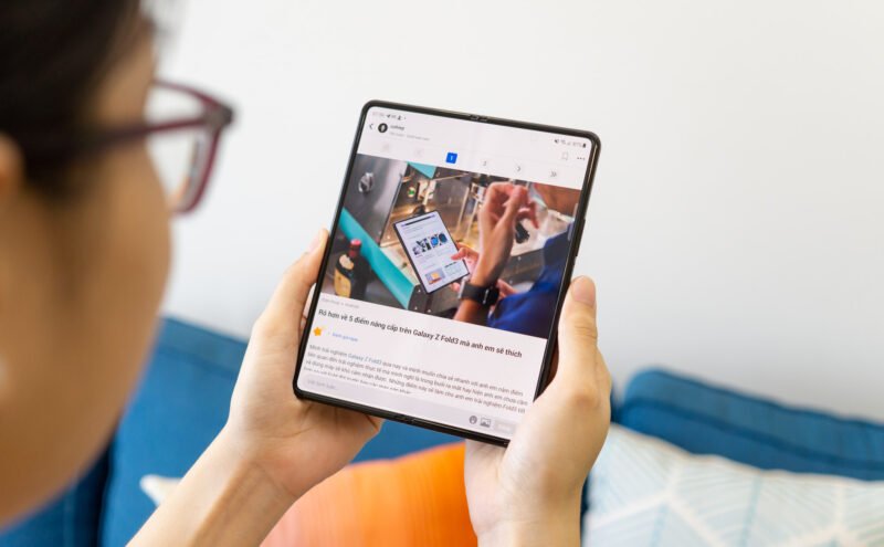 Giao diện website thân thiện, hiển thị tốt trên màn hình điện thoại di động