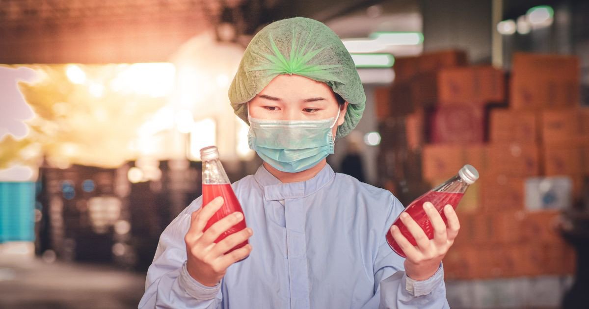 Sơ đồ minh họa vai trò then chốt của QA trong chu trình phát triển sản phẩm.