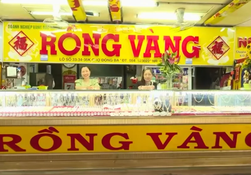 Rồng Vàng Huế: Biểu Tượng Độc Đáo Của Cố Đô Qua Lăng Kính 2026 Chi tiết Rồng Vàng Huế tinh xảo