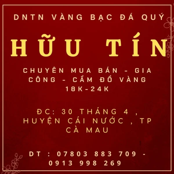 Cửa hàng kim hoàn tại Cà Mau trưng bày sản phẩm