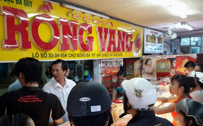 gia-vang-9999-rong-vang-hue-hom-nay-2026-du-bao-phan-tich_132