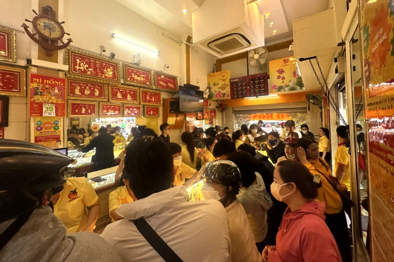 Mi Hồng: Bí Quyết Sở Hữu Làn Da Trắng Sáng Chuẩn Đẹp 2026 Phụ nữ với làn da đẹp và khỏe mạnh