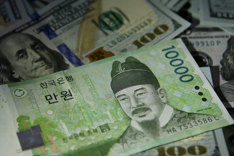 Tiền Won Hàn Quốc và Tiền Việt Nam Đồng